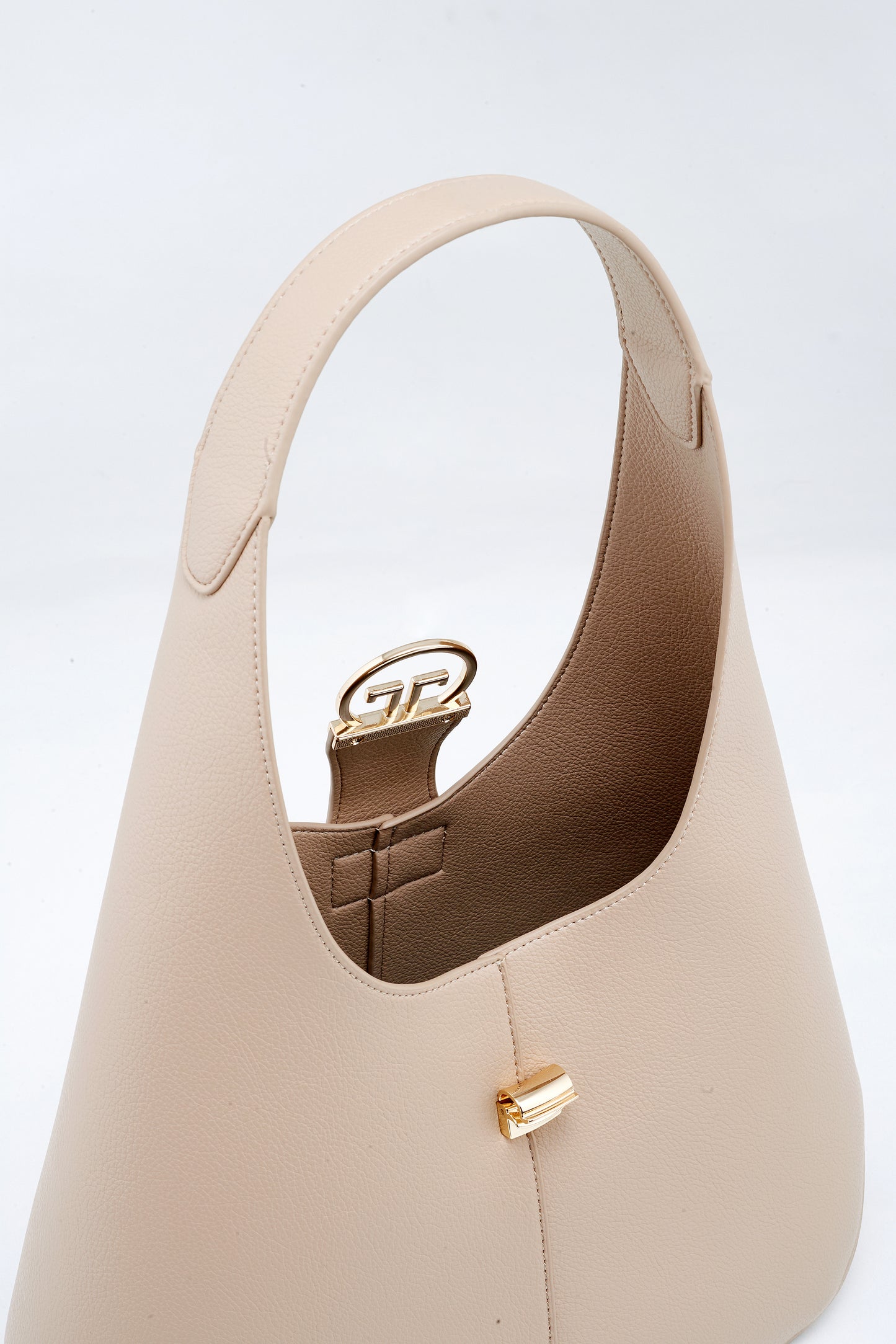 Beige  Hobo: Effortless Style, Everyday Ease