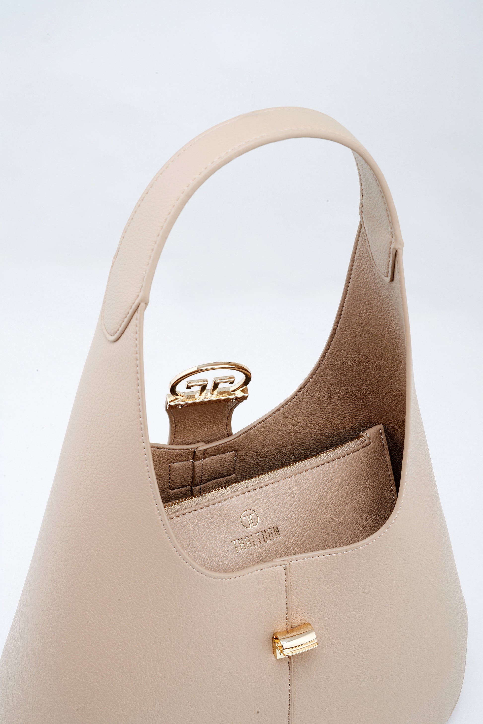 Beige  Hobo: Effortless Style, Everyday Ease