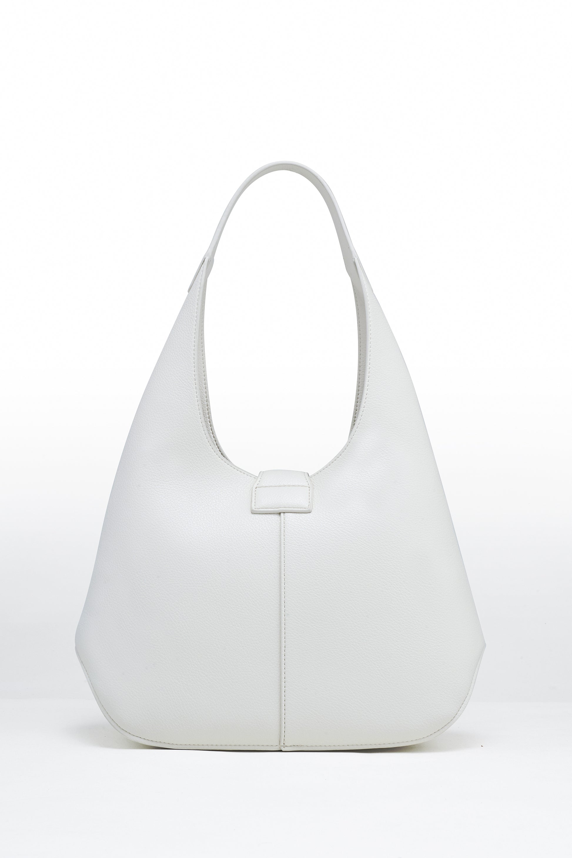 Leather Hobo: Effortless Style, Everyday Ease