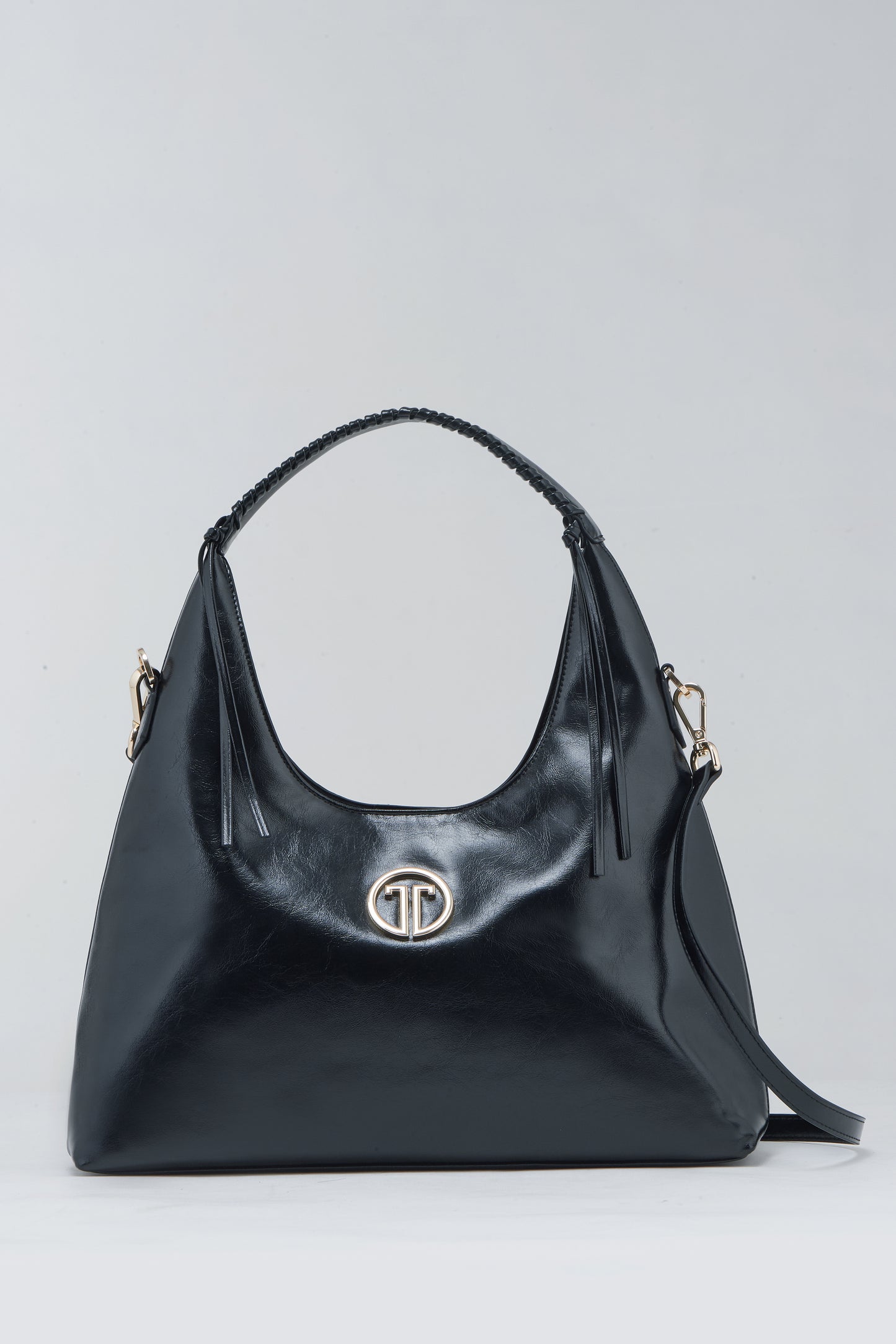 Black hobo leather bag